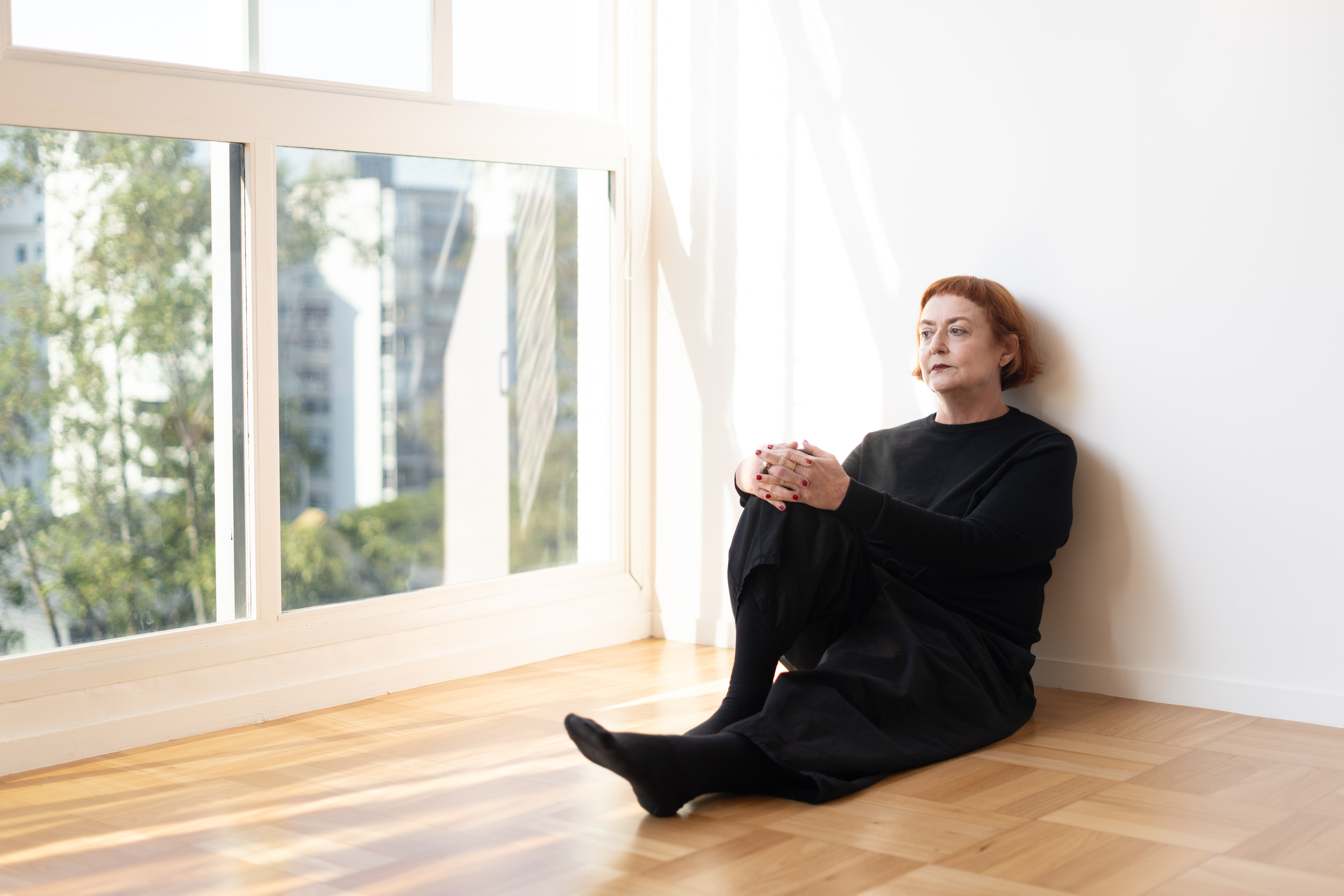 Portrait of Valeska Soares, 2025. © Eduardo Ortega/courtesy of the artist and Fortes D’Aloia & Gabriel, São Paulo/Rio de Janeiro