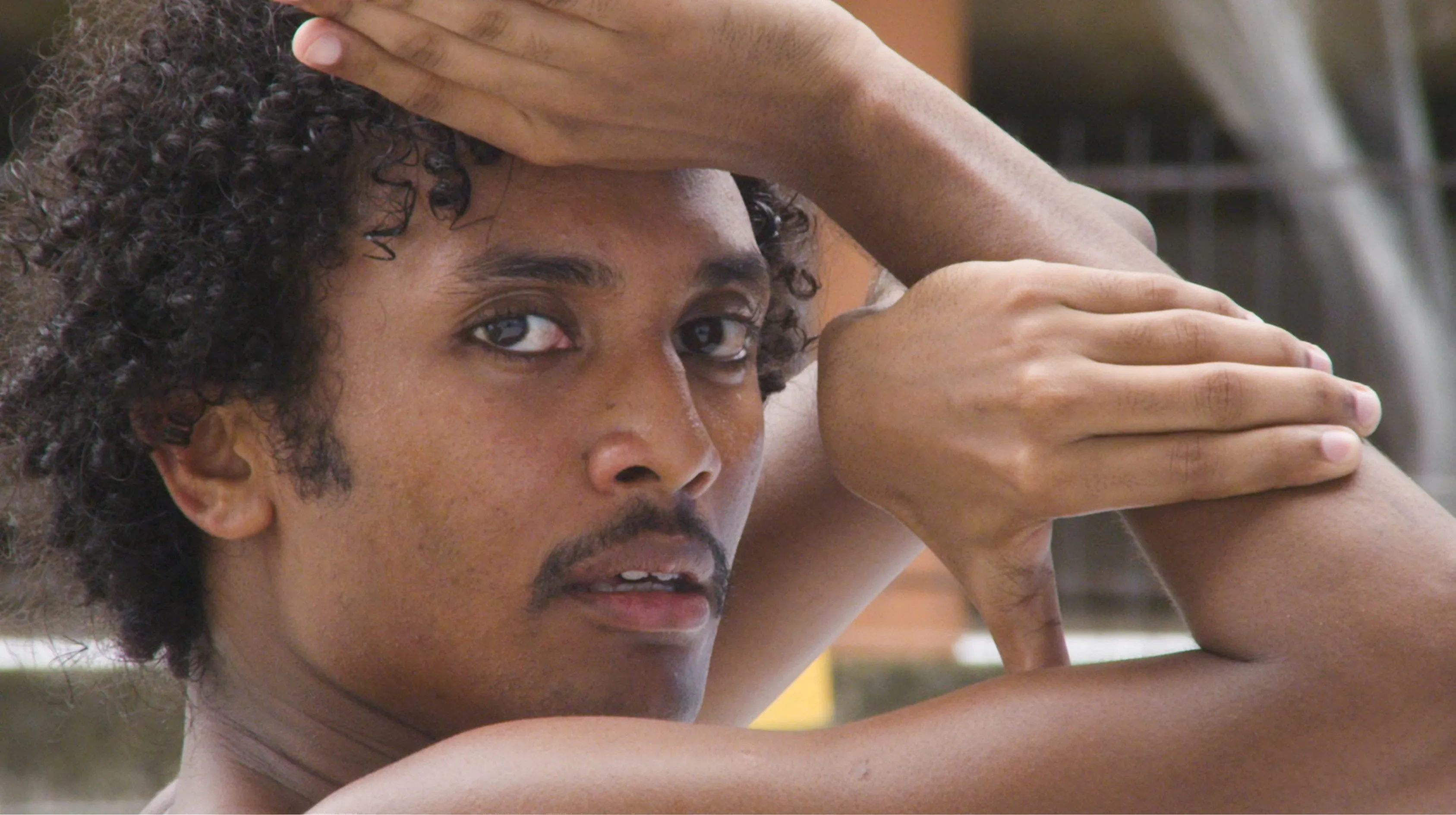 Barbara Wagner and Benjamin de Burca, still from "Faz que vai," 2015. Credit: Bárbara Wagner & Benjamin de Burca/courtesy of Fortes D’Aloia & Gabriel