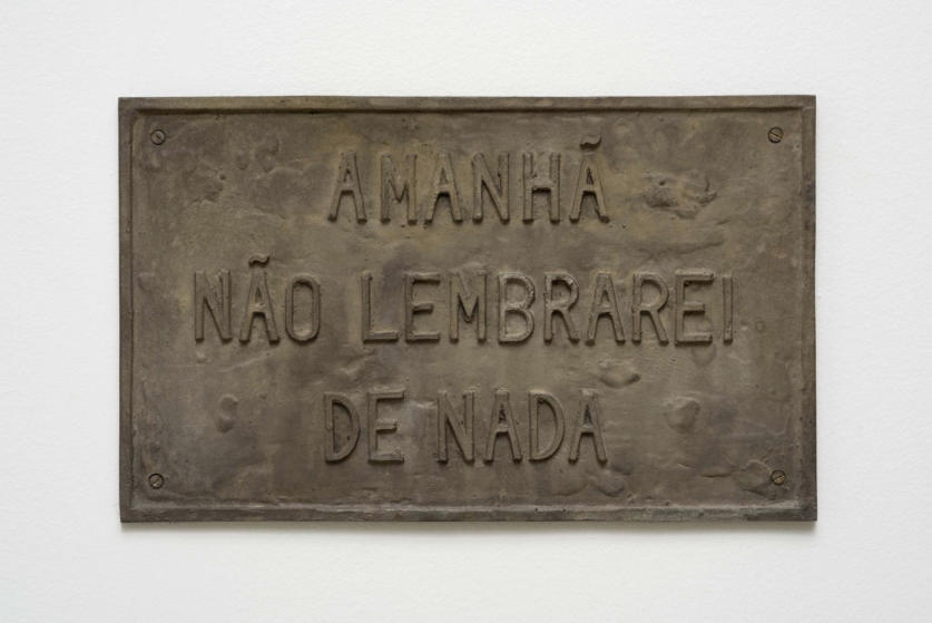 Amanhã não lembrarei de nada