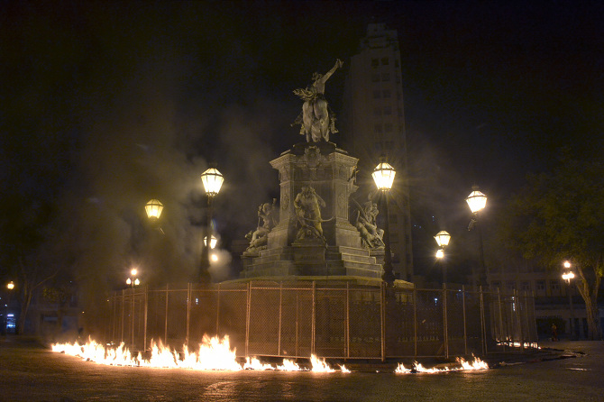 "Devolta" (2020), Diambe da Silva (Foto: site da artista)
