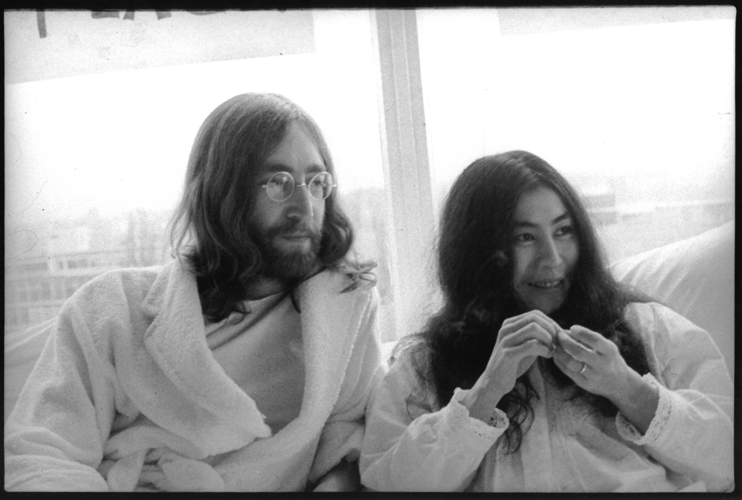 John Lennon & Yoko Ono - Honeymoon for Peace